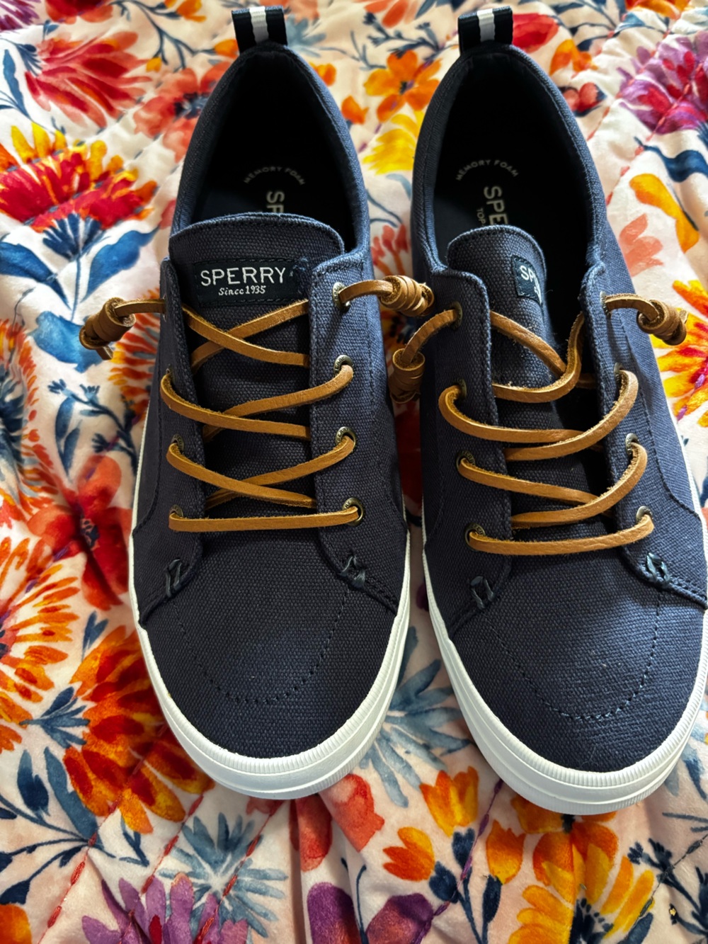 Sperry Crestvibe Navy Canvas Sneakers Women’s 9 👟